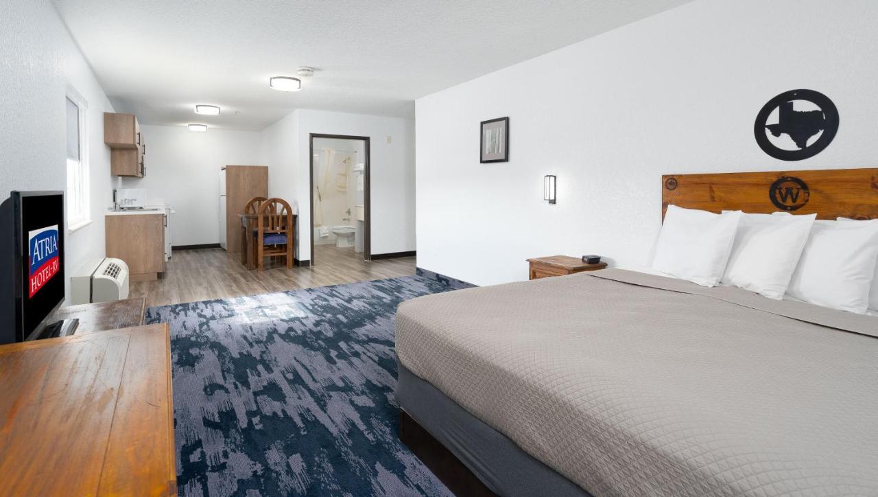Atria Hotel And Rv Mcgregor Ngoại thất bức ảnh