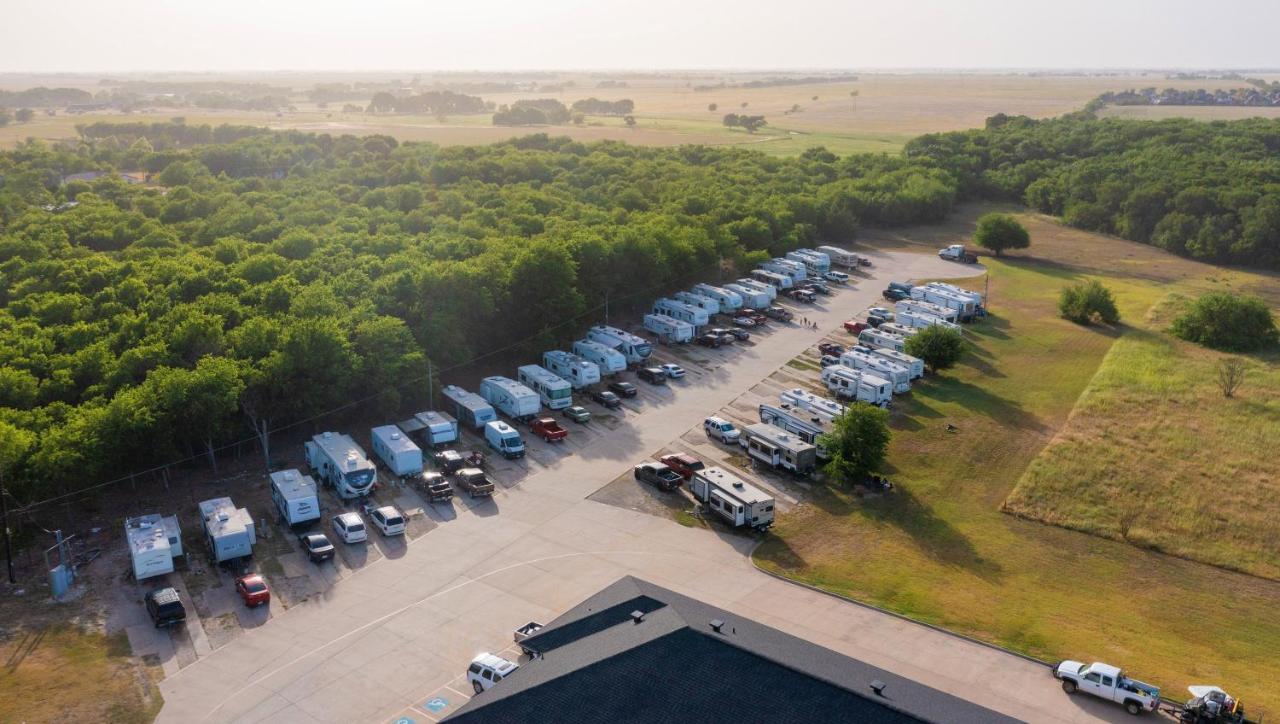 Atria Hotel And Rv Mcgregor Ngoại thất bức ảnh
